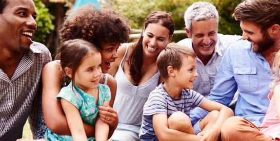 What Clothes Look Prettier In Family Pictures?